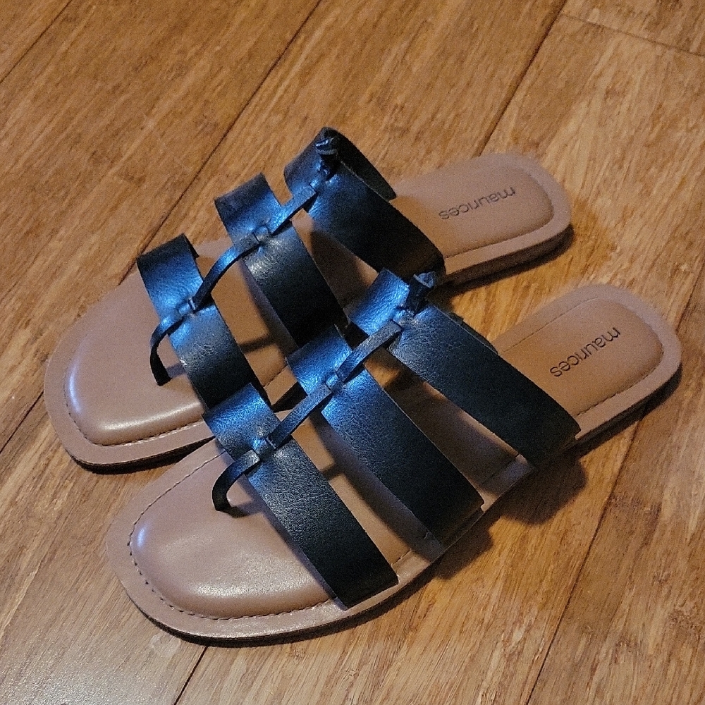Maurices Black and Tan Strappy Sandals